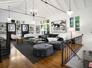 10006 Westwanda Dr, Beverly Hills, CA 90210