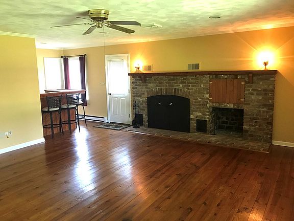 5th image of 798 Chesapeake Dr