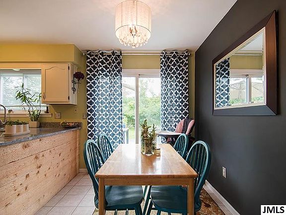 5th image of 9239 Abbey Ln