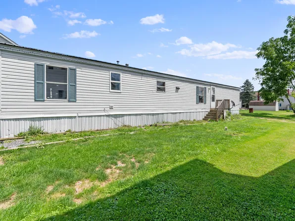 20 Irvin St, Irvona, PA 16656