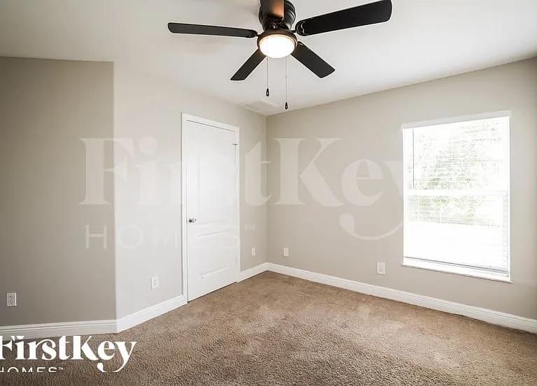 1720 NW 9th Ter — Photo 13
