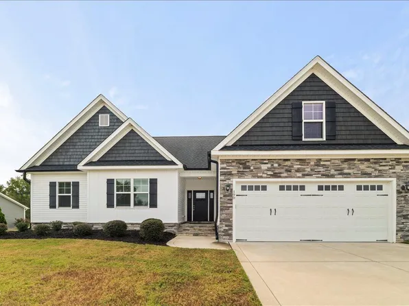 190 Heart Pine Dr, Wendell, NC 27591