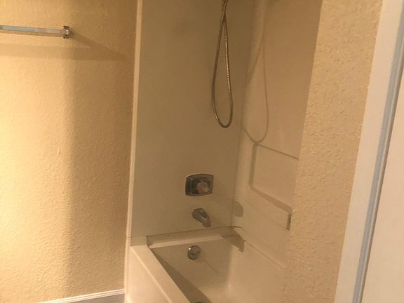 5th image of 1019 Dornajo Way APT 267