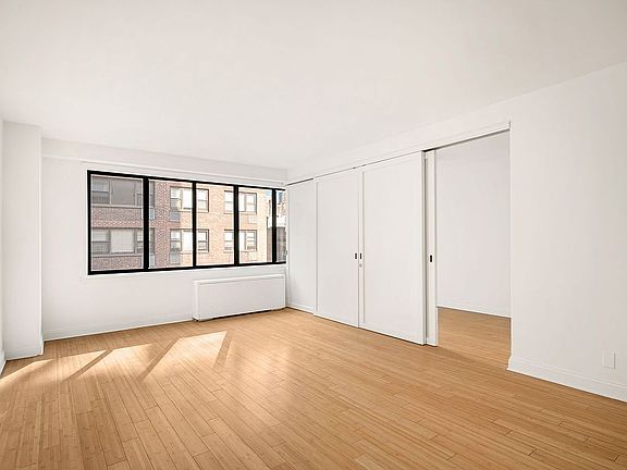 3rd image of 345 E 73rd St APT 3A