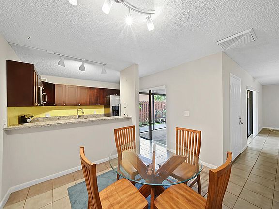 5th image of 5882 SE Riverboat Drive #337
