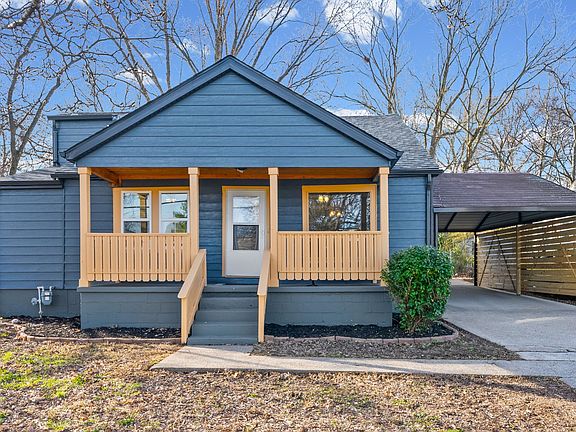 3rd image of 1636 Golf Club Ln