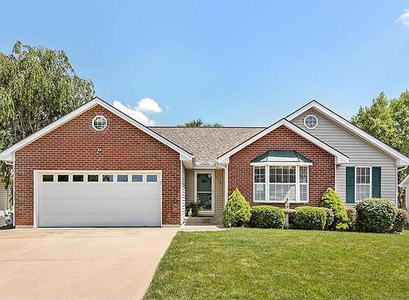 2nd image of 825 Plum Rose Dr