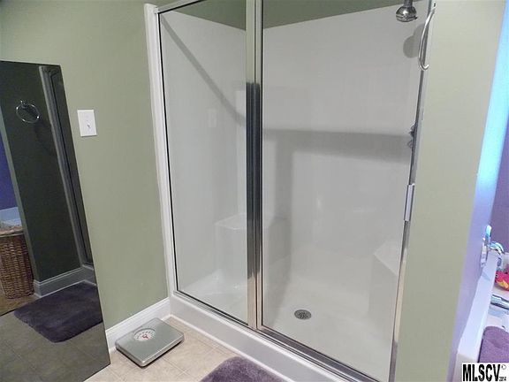 5th image of 195 Linkside Ct