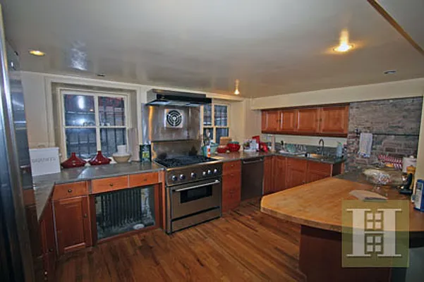 Rented by Halstead Real Estate | media 8