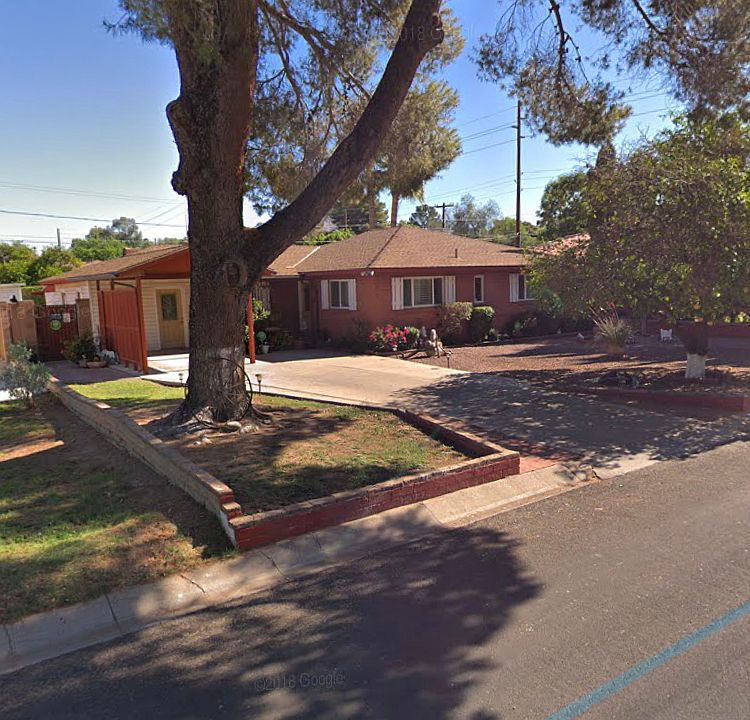 1st image of 1940 E Solano Dr