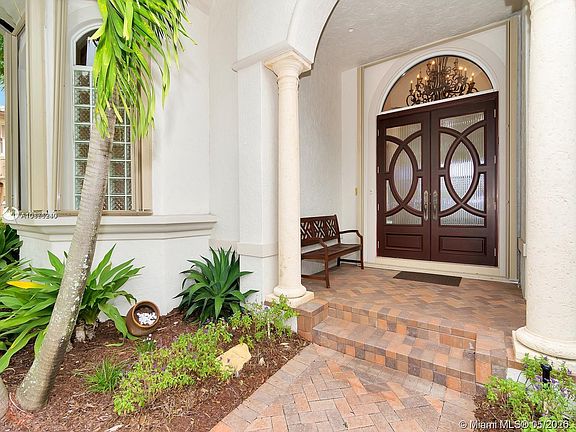 2nd image of 10889 Blue Palm St #10889