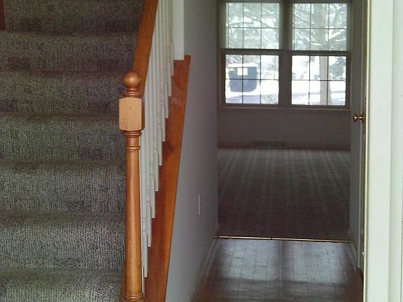 Village Drive 007_05012014