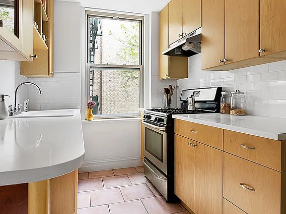 3rd image of 35-28 80th St #23A