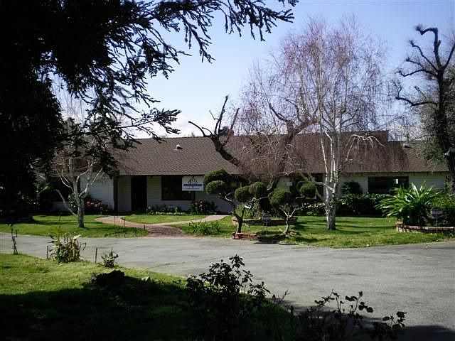 1st image of 13745 Glenoaks Blvd