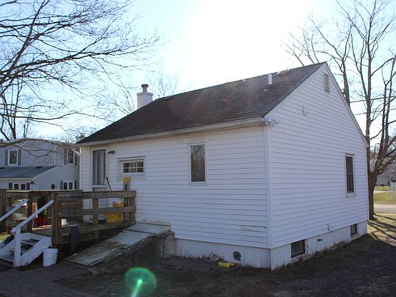 3rd image of 970 Osborn Ave