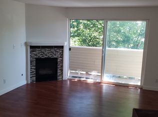 1001 W Casino Rd APT A306, Everett, WA 98204