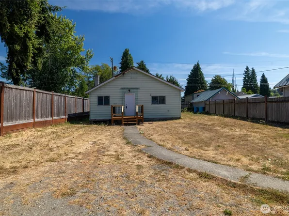 1320 Delaware Avenue, Centralia, WA 98531
