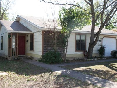 411 N Harper St, Kerrville, TX, 78028