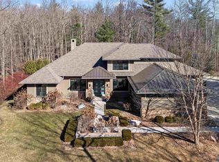 3479 E Shady Ridge Ln, Midland, MI 48642