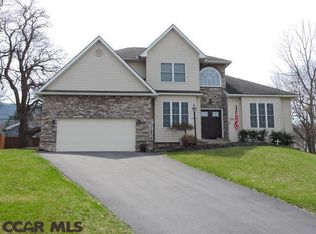 106 Chester Ct, State College, PA 16801