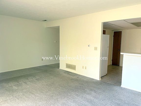 4th image of 6512 Rolling Glen Dr