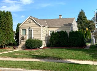 3562 S 4th St, Milwaukee, WI 53207