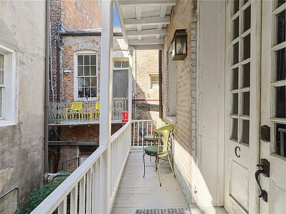 2nd image of 539 Toulouse St APT C