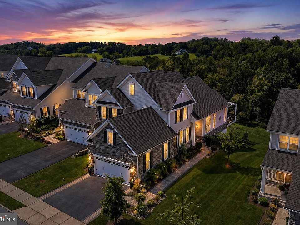 1st image of 224 Reid Way