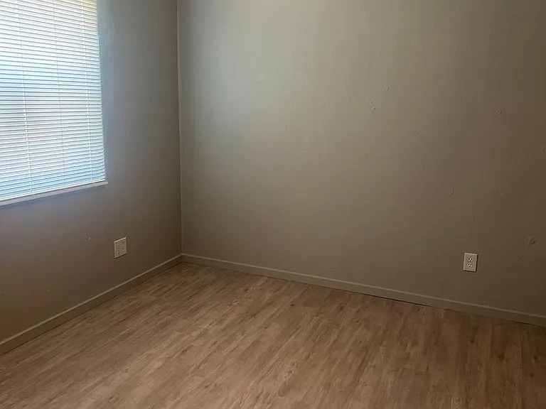 101 Seminole St — Photo 13