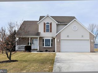 891 Steven Ct, Chambersburg, PA 17202