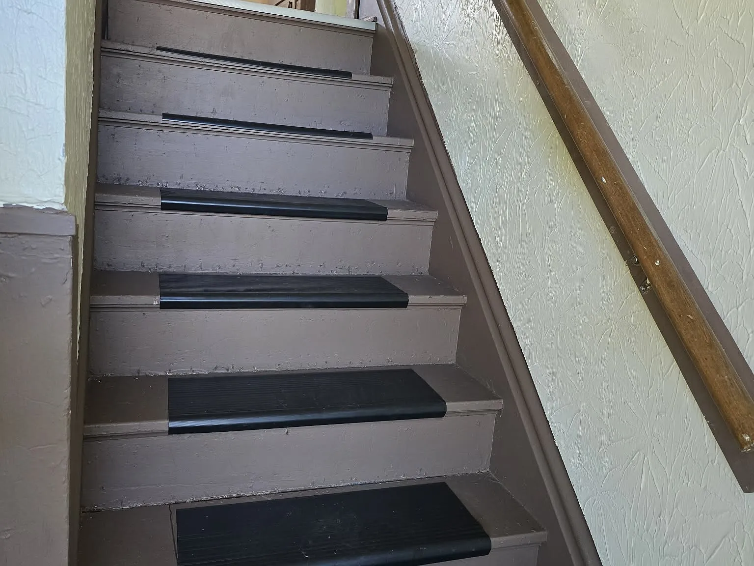 2 bed, $900 — Photo 3