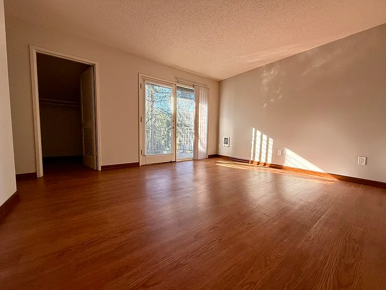 CENTURY APARTMENTS — Photo 14