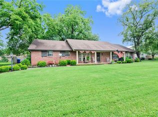 2503 W Oak St, Rogers, AR 72758
