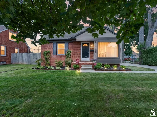 2420 Applewood Ave, Lincoln Park, MI 48146