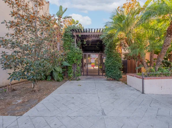 18350 Hatteras St APT 167, Tarzana, CA 91356