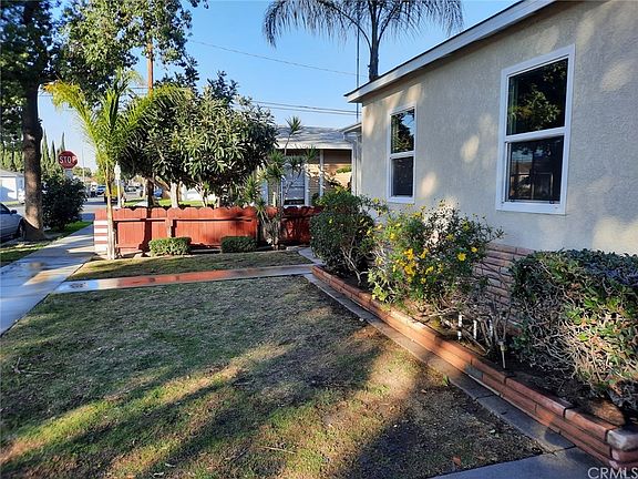 2nd image of 5920 Gaviota Ave