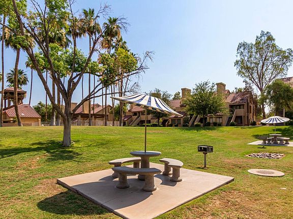 3rd image of 4901 E Calle Los Cerros Dr #173