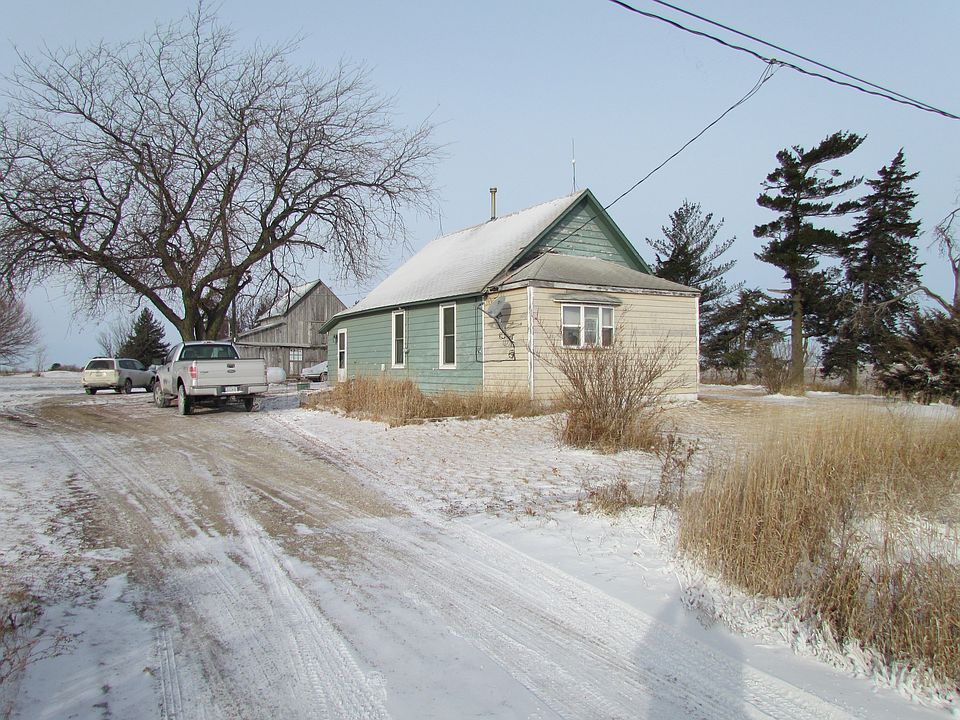 1st image of 2452 NW Irvinedale Dr