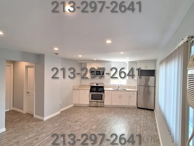 527 N Coronado St #16 — Photo 12