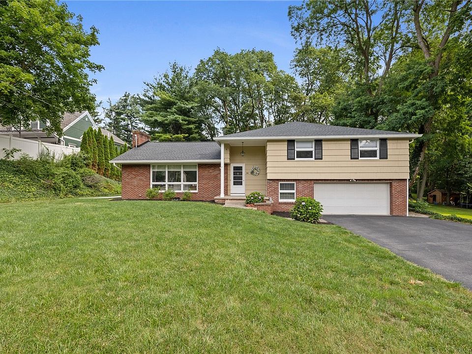 1st image of 21 Arlington Dr