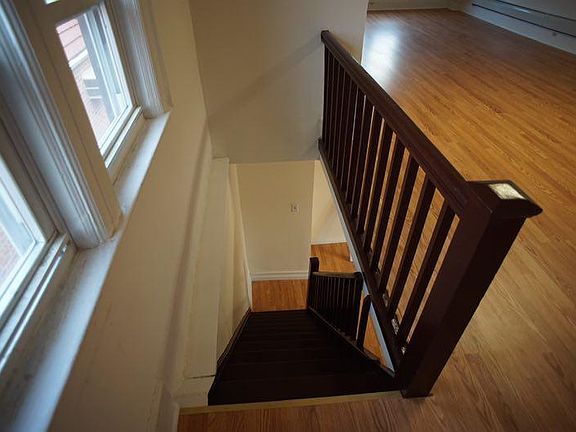 4th image of 8301 Penelope Ave #2FL