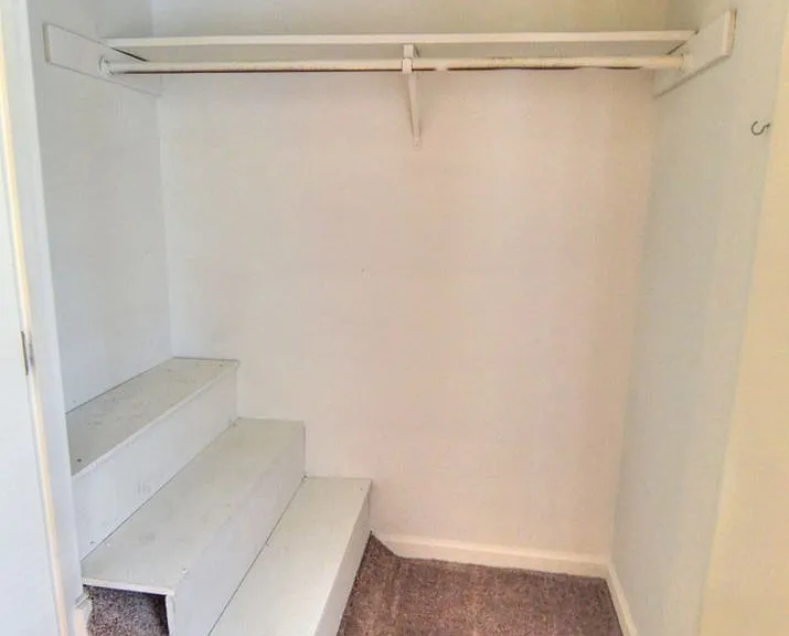 110 S Peak Dr — Photo 10