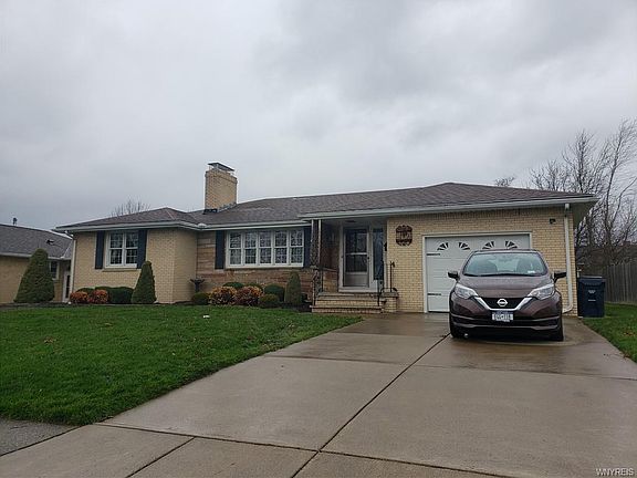 2nd image of 118 Norfred Dr