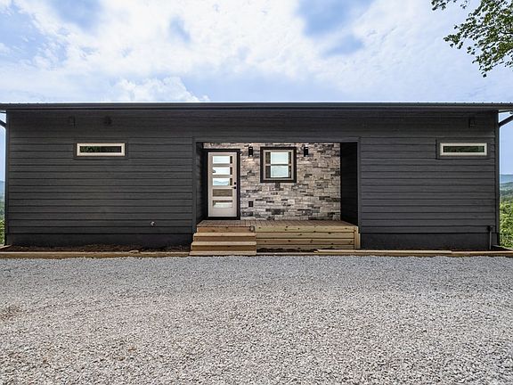 3rd image of 267 Trailwood Way