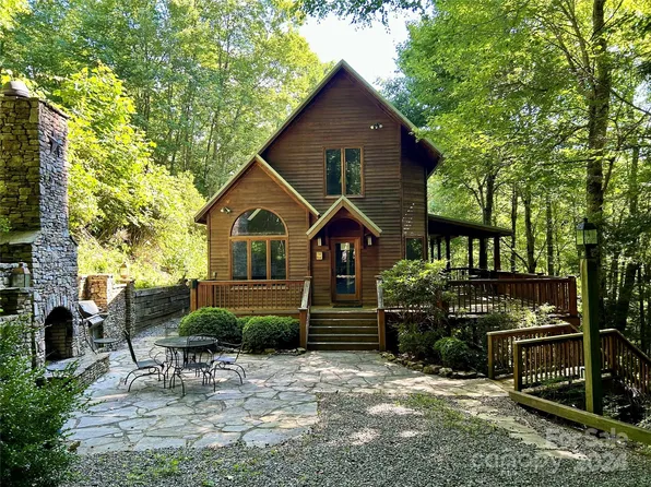 74 Friendly Trl, Sylva, NC 28779
