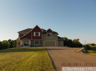 2872 139th St W, Shakopee, MN 55379