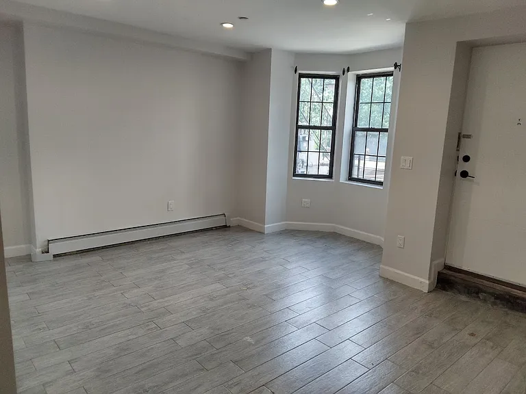 52 Yonkers Ave #52C — Photo 4