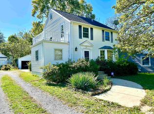 711 W Elm St, Carbondale, IL 62901