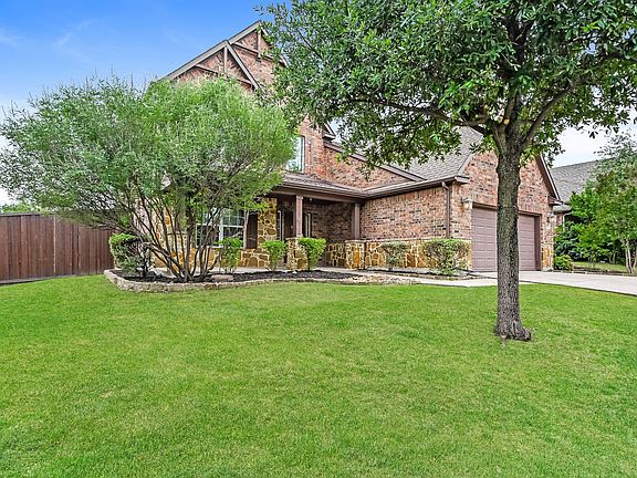 2nd image of 4852 Cliburn Dr
