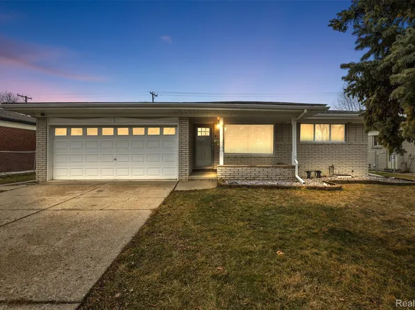 36745 Adele Dr, Sterling Heights, MI 48312